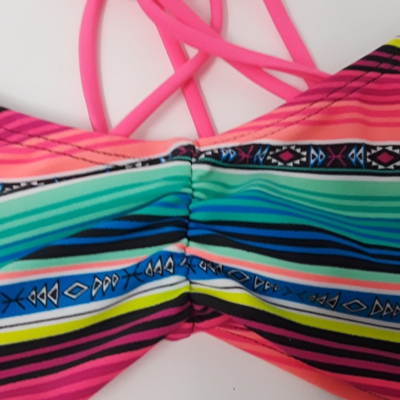 Gossip Girl Two Piece Bikini Swim Suit Blue Pink Aztex Stripe Size 16 Swimwear - Picture 3 of 14